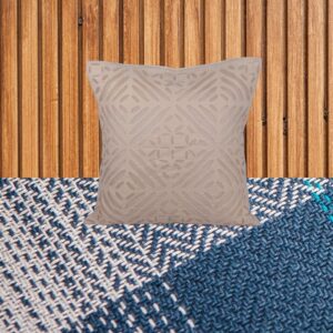 Living Looms White "Dice" motif brown cushion cover